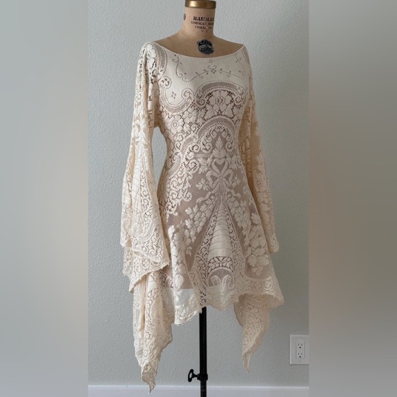 Dresses & Skirts - Boho Lace Handkerchief Hem Dress - Cream